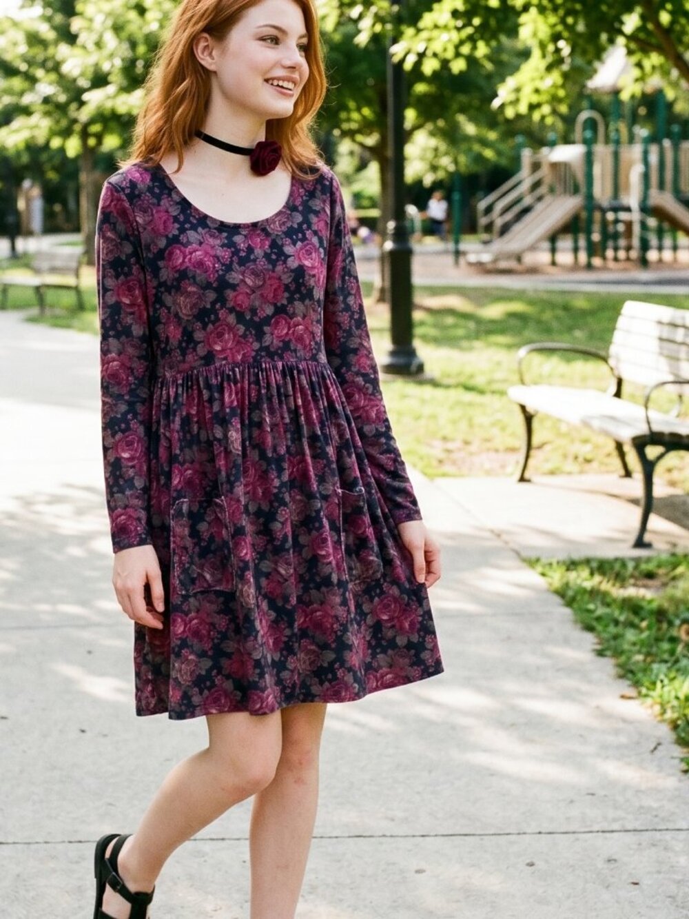 Vintage Moda INTL (Victoria's Secret) Velvet Babydoll Black Floral Tunic Dress M
